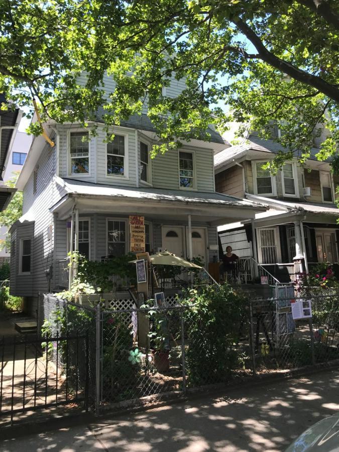 Classical American Homestay House New York Eksteriør bilde